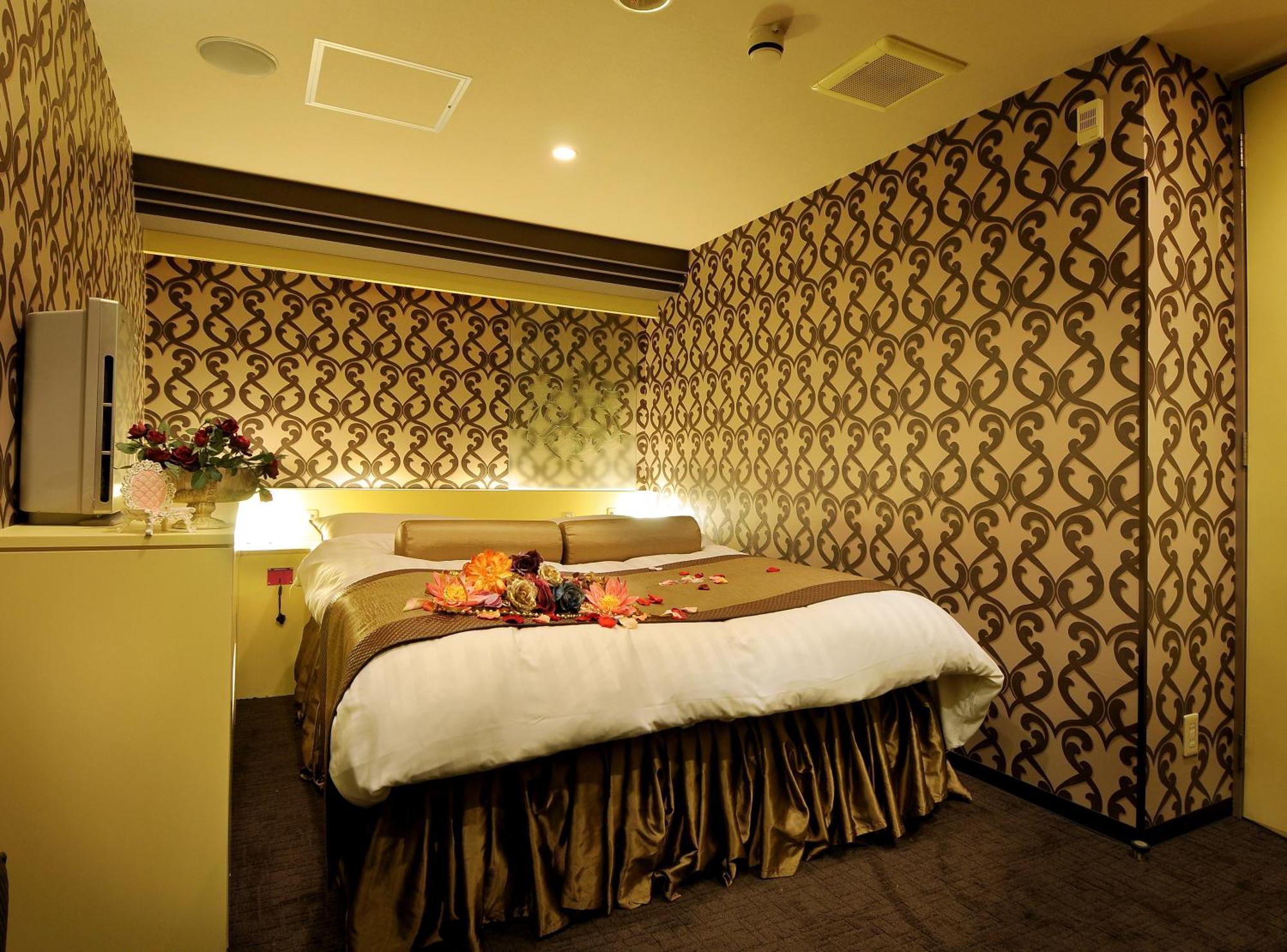 Hotel Love Ikutama -Adult Only Οσάκα Εξωτερικό φωτογραφία