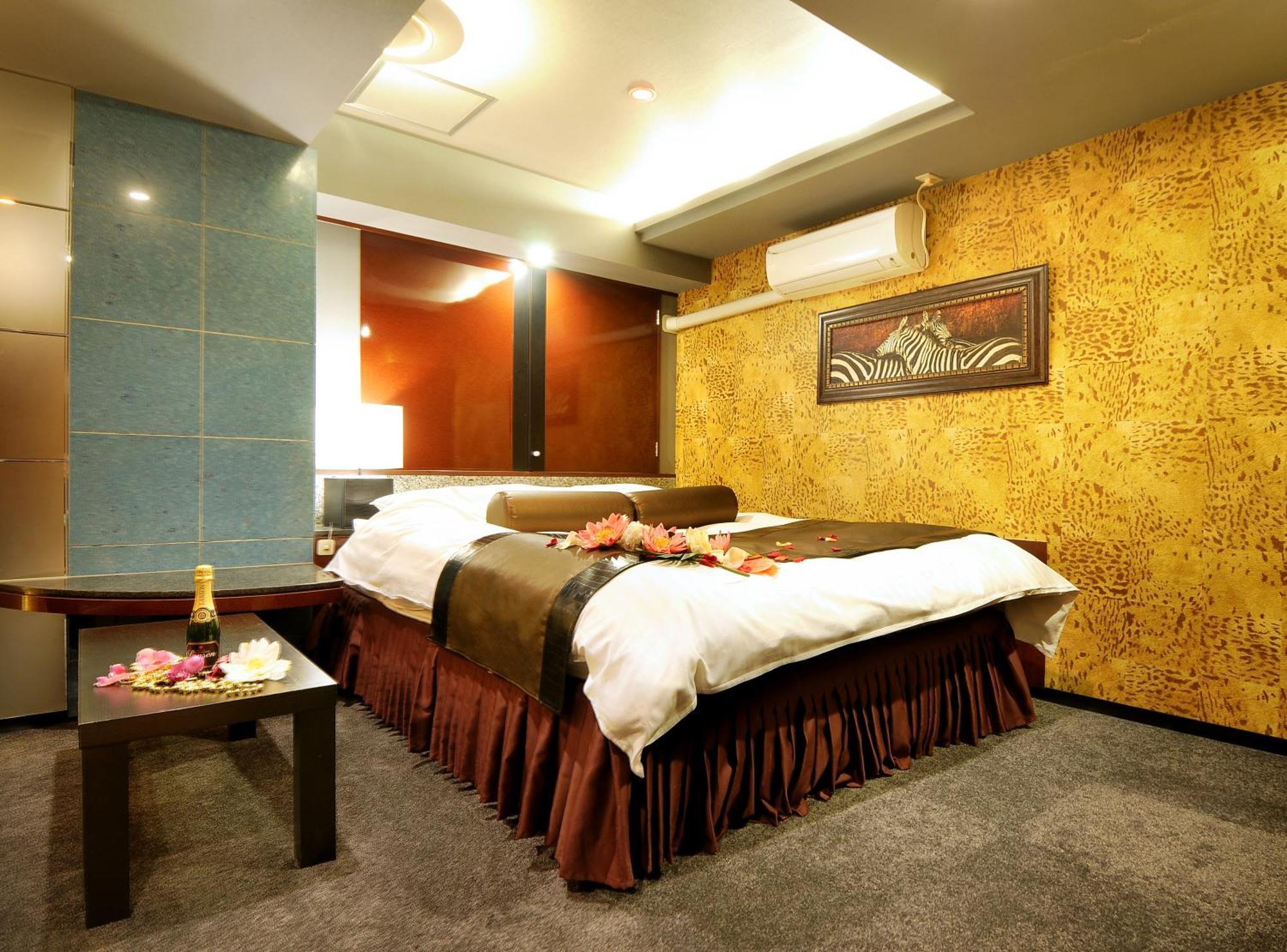 Hotel Love Ikutama -Adult Only Οσάκα Εξωτερικό φωτογραφία