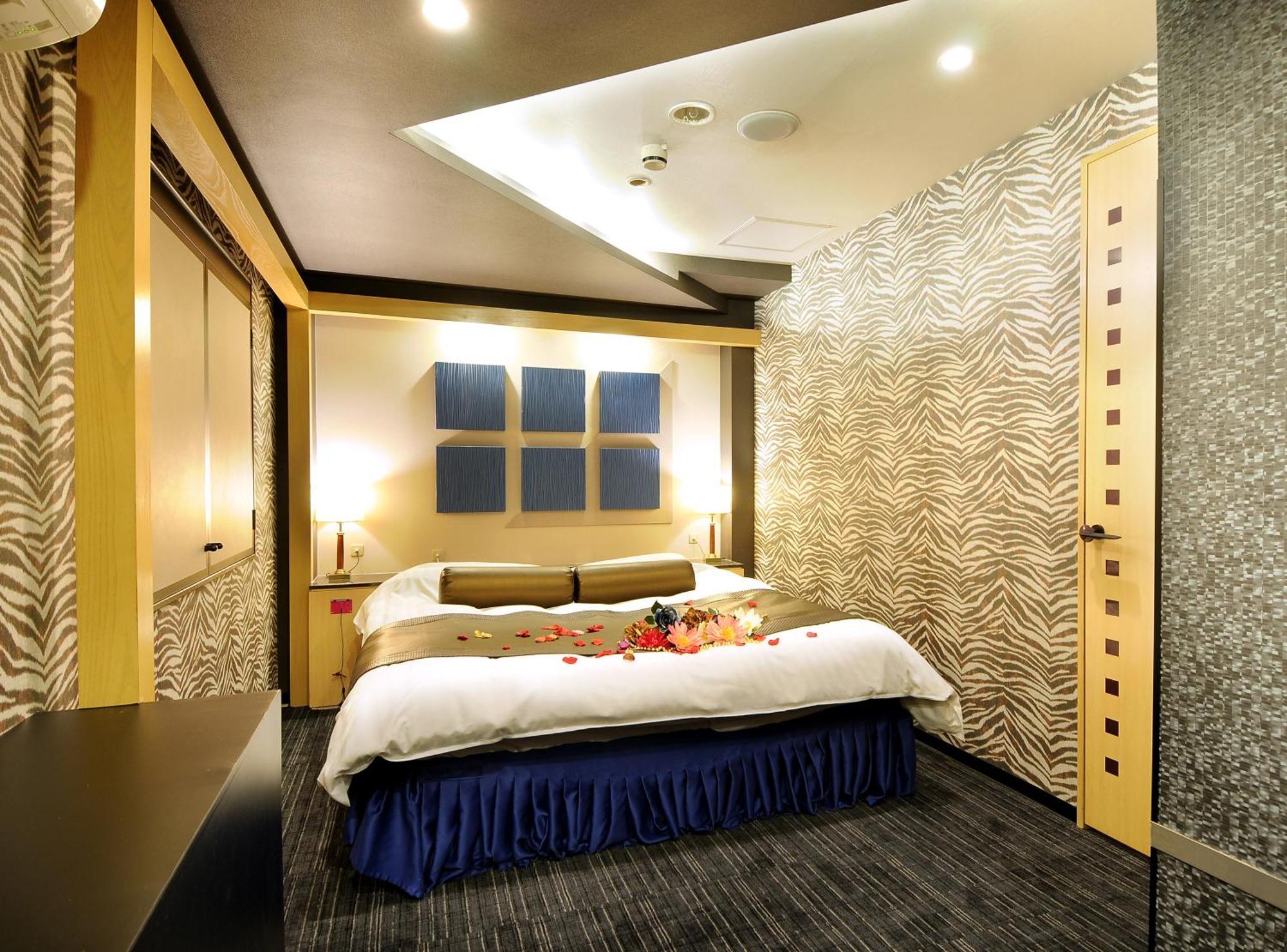 Hotel Love Ikutama -Adult Only Οσάκα Εξωτερικό φωτογραφία