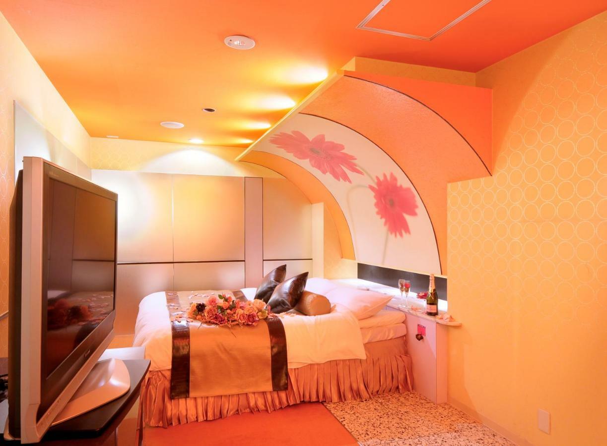 Hotel Love Ikutama -Adult Only Οσάκα Εξωτερικό φωτογραφία